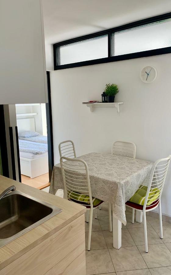 Apartment Bujas Raslina Екстер'єр фото