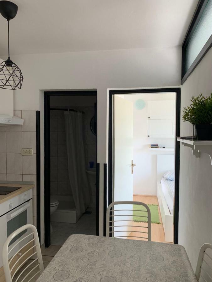 Apartment Bujas Raslina Екстер'єр фото